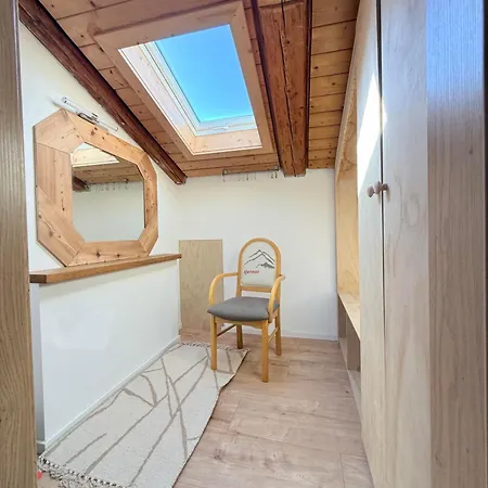 Dachzeit Appartement *